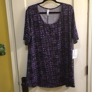 NWT Purple and Black LuLaRoe 2X Perfect T